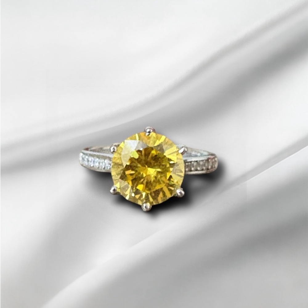 3CT Fancy Yellow Round Brilliant Cut Ring